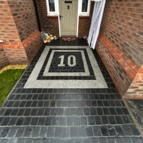 Black Limestone 100x100 cobble 