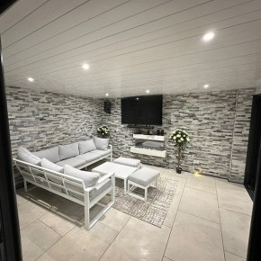 Storm White Porcelain 1200x600 - Indoor 8mm 