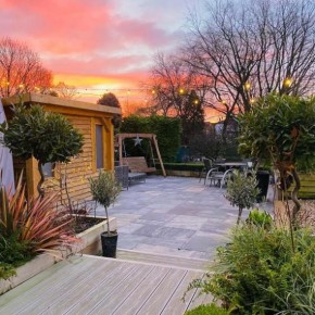 Sagar Black Sandstone 600x900 Calibrated