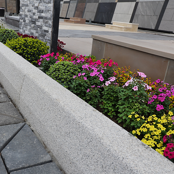 GRANITE KERBS